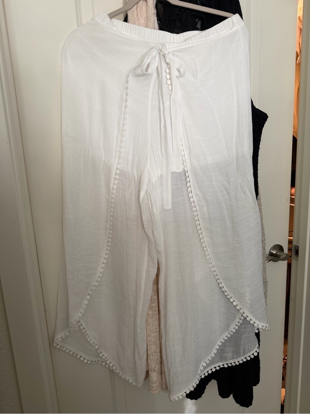BCX White Gauze Wide-Leg Pom-Trim Pants and matching top.